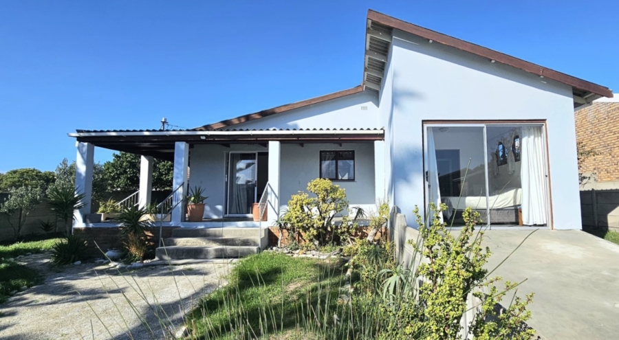 3 Bedroom Property for Sale in De Kelders Western Cape